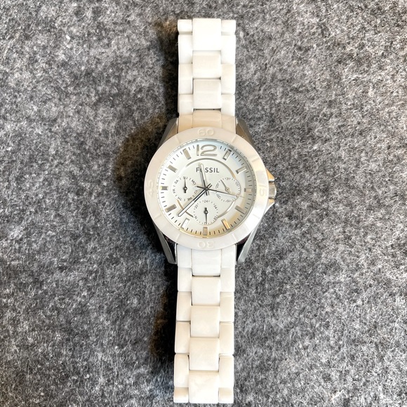 Ladies Fossil White Ceramic Watch - Picture 2 of 6